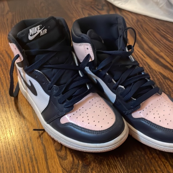 Bubble gum pink Nike air Jordan’s. - Picture 2 of 5